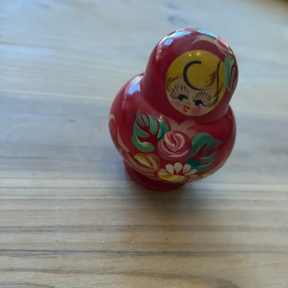 Matryoshka Nesting hand painted Dolls Set - Red Floral Design